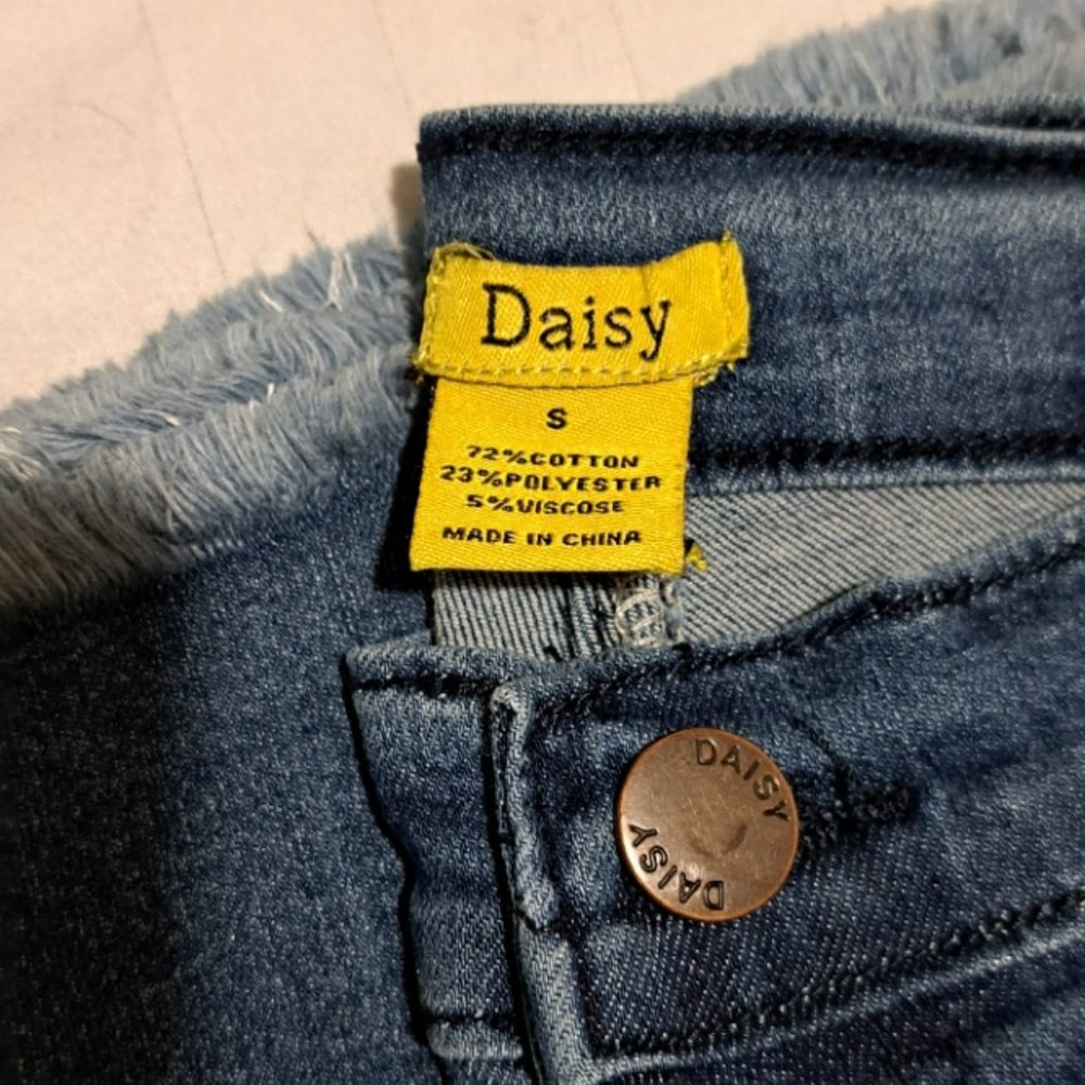 Daisy Blue Jeans {must see}